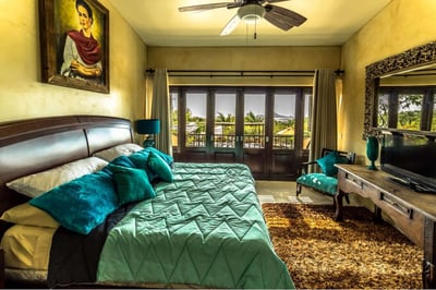Luxury Villa Photo #29