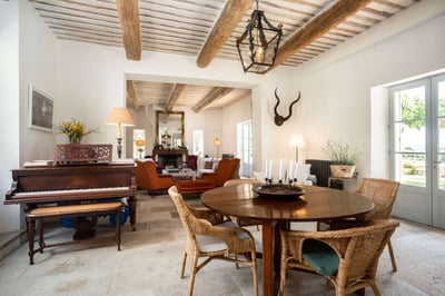 Luxury Villa Photo #12