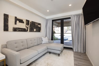Luxury Villa Photo #32
