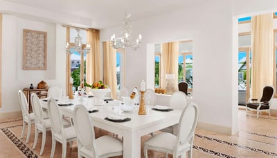 Luxury Villa Photo #3