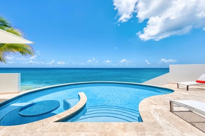 Luxury Villa Photo #5