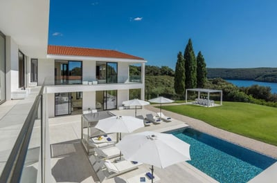 Luxury Villa Photo #7