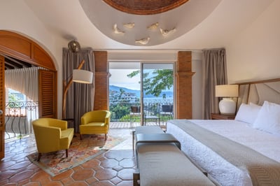Luxury Villa Photo #29