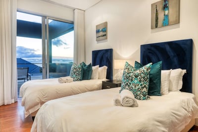 Luxury Villa Photo #27