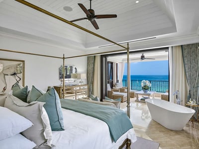 Luxury Villa Photo #25