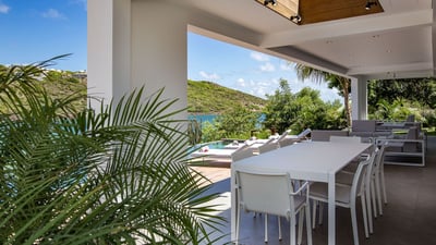 Outdoor Dining Area