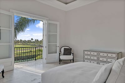 Luxury Villa Photo #43