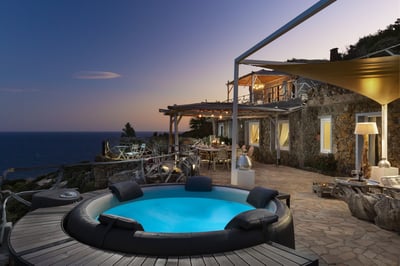 Luxury Villa Photo #35
