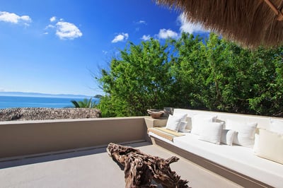 Luxury Villa Photo #25