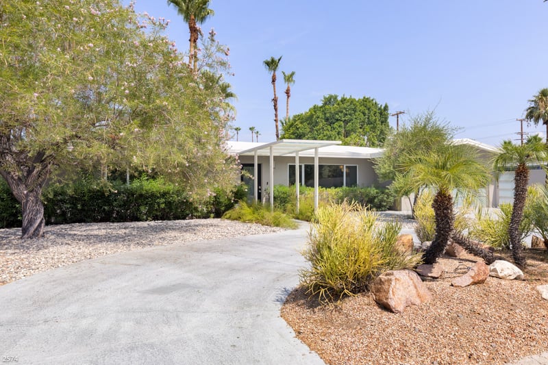 Sunny Lands Vacation Home