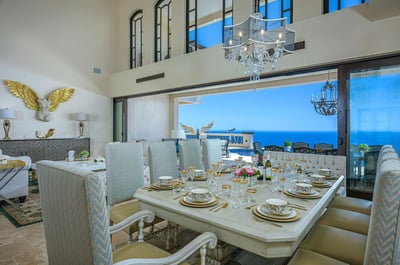 Luxury Villa Photo #19