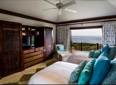 Luxury Villa Photo #14