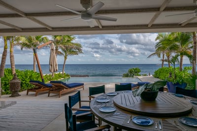 Luxury Villa Photo #10