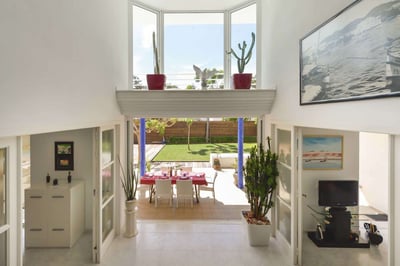 Luxury Villa Photo #15