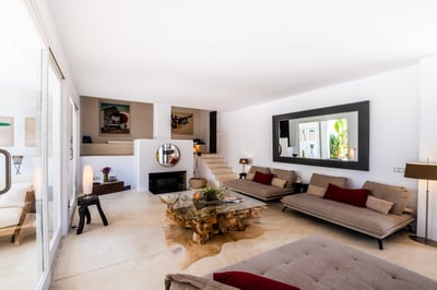 Luxury Villa Photo #13