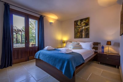 Luxury Villa Photo #23