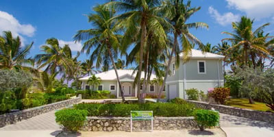 Luxury Villa Photo #6