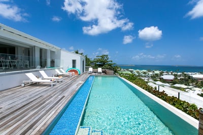 Luxury Villa Photo #4