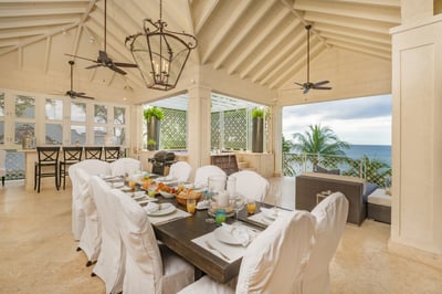 Luxury Villa Photo #6