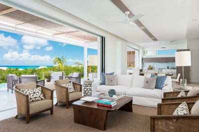 Luxury Villa Photo #6