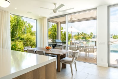Luxury Villa Photo #15