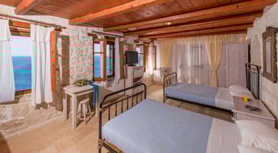 Luxury Villa Photo #16