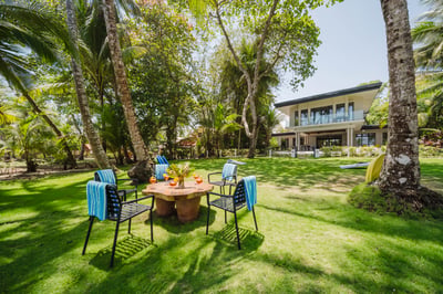 Luxury Villa Photo #3