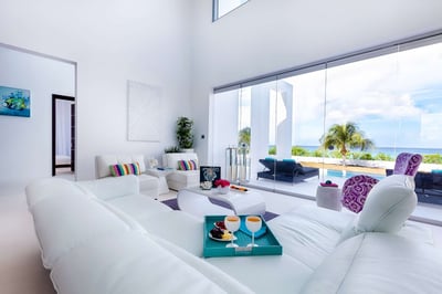 Luxury Villa Photo #15