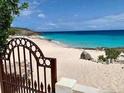 Luxury Villa Photo #56