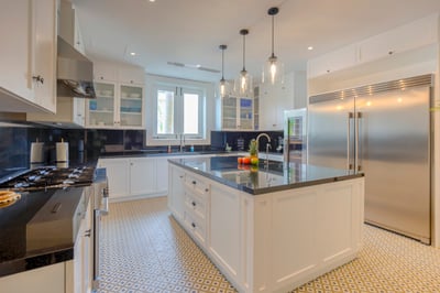 Luxury Villa Photo #16