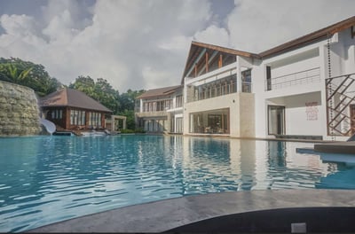 Luxury Villa Photo #5