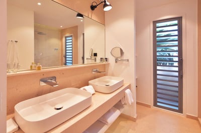 Luxury Villa Photo #49