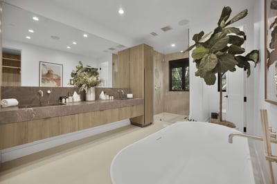 Luxury Villa Photo #36