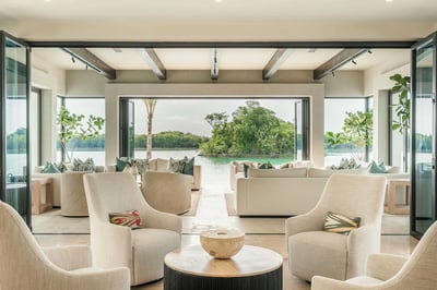 Luxury Villa Photo #26