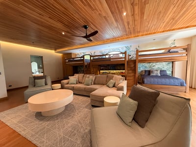 Luxury Villa Photo #53