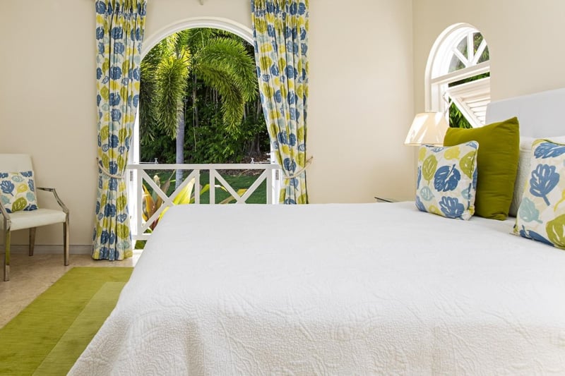 Royal Villa 1 | Swansway