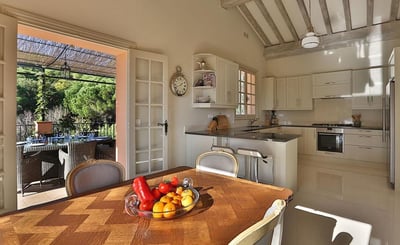 Luxury Villa Photo #10
