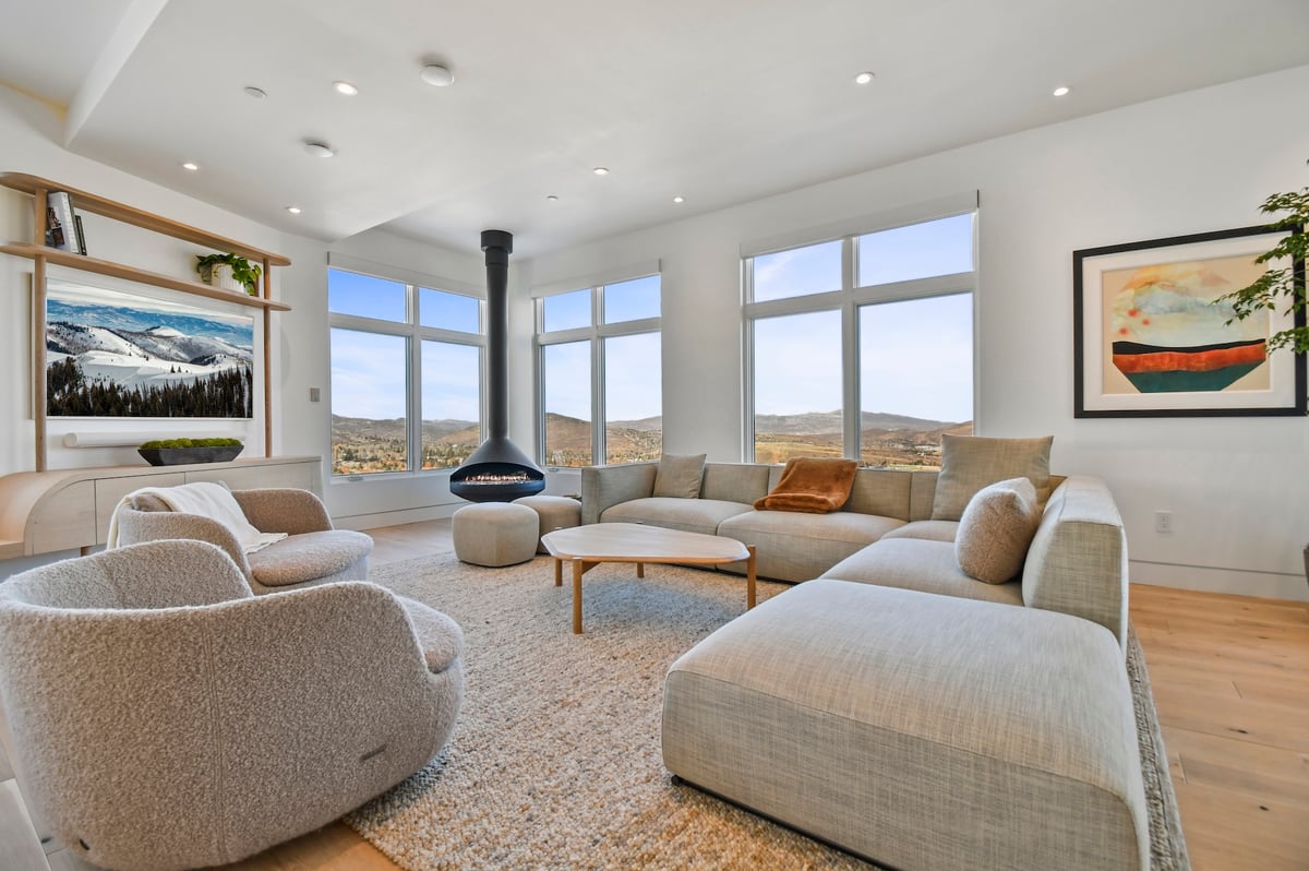 Japandi Slopeside Retreat