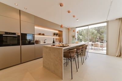 Luxury Villa Photo #22