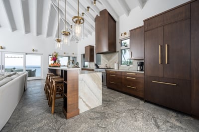 Luxury Villa Photo #37