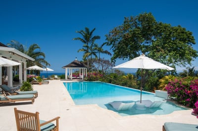 Luxury Villa Photo #4