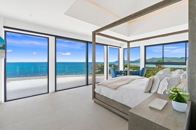 Luxury Villa Photo #47
