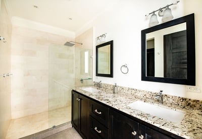Luxury Villa Photo #27