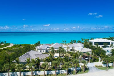 Luxury Villa Photo #3