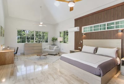Luxury Villa Photo #27