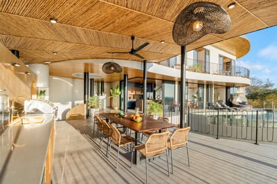 Luxury Villa Photo #19
