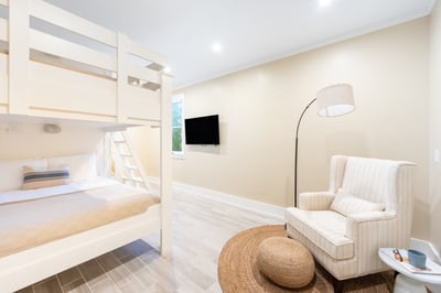 Luxury Villa Photo #17