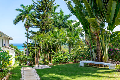 Luxury Villa Photo #17