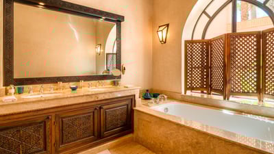 Luxury Villa Photo #19