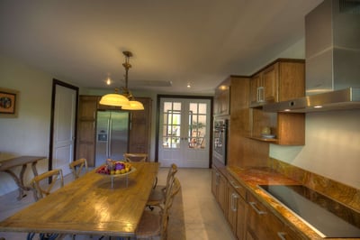 Luxury Villa Photo #16